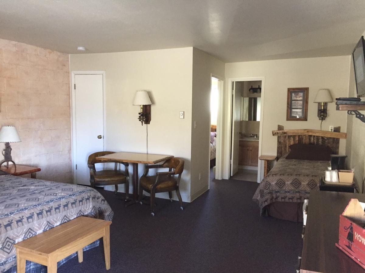 Rocky Mountain Lodge ดูบอยส์ ภายนอก รูปภาพ